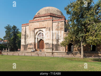 Tomba di Feroz Shah, Hauz Khas complessa, a Sud di Delhi, India Foto Stock