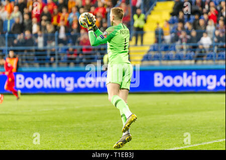 Podgorica, Montenegro. 26 Mar, 2019. Euro2020 qualifiche gruppo A Giordania Pickford la cattura di una sfera su match contro il Montenegro Credito: Stefan Ivanovic/Alamy Live News Foto Stock