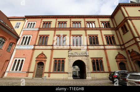 Wismar in Germania. 26 Mar, 2019. Vista esterna dall'ufficio principale della corte distrettuale di Wismar. Credito: Bernd Wüstneck/dpa/Alamy Live News Foto Stock