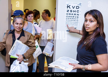 Miami Florida,Liberty City,Jessie Trice Community Health Center,fiera,assistenza gratuita,esame,volontari volontari volontari volontari lavoratori del lavoro di volontariato,gruppo di lavoro wor Foto Stock