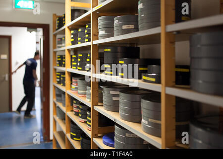L'Aia - pellicola di celluloide all'interno dell'archivio film vicino alle dune. Foto Stock