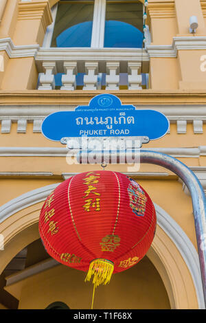 Una tipica vista in Città di Phuket Thailandia Foto Stock