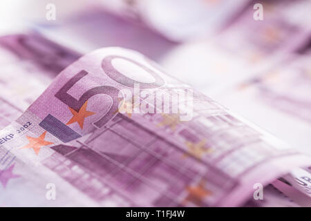 Close-up houndred cinque banconote Denaro e valuta Foto Stock