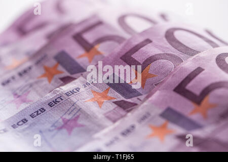 Close-up houndred cinque banconote Denaro e valuta Foto Stock