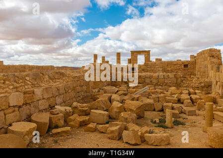 AVDAT, Israele / FEB 19, 2018: le rovine di questa Nabatean cristiana nella città di Israele nel deserto del Negev, abbandonato dopo il 7 ° secolo conquista musulmana. Foto Stock