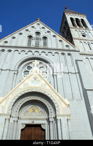 Chiesa cattolica romana, Rabacsanak, Ungheria. Romai katolikus templom, Rabacsanak, Magyarorszag. Foto Stock