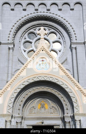 Chiesa cattolica romana, Rabacsanak, Ungheria. Romai katolikus templom, Rabacsanak, Magyarorszag. Foto Stock