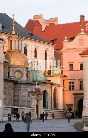 Renaissance Sigismondo la cappella gotica del Royal Archcathedral Basilica dei Santi Stanislao e Venceslao, sito di incoronazione dei monarchi polacchi, in Foto Stock