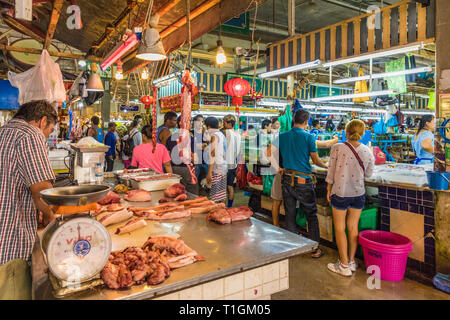 Il Banzaan locale mercato alimentare a Patong Tailandia Foto Stock