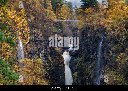 Il Corrieshalloch Gorge, Falls of Measach e fiume Droma, vicino a Ullapool, Ross and Cromarty, Highlands scozzesi, Scotland, Regno Unito Foto Stock