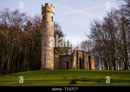 Il Gotico rovina, Hardwick Hall Station Wagon, Sedgefield, Co. Durham, England, Regno Unito Foto Stock