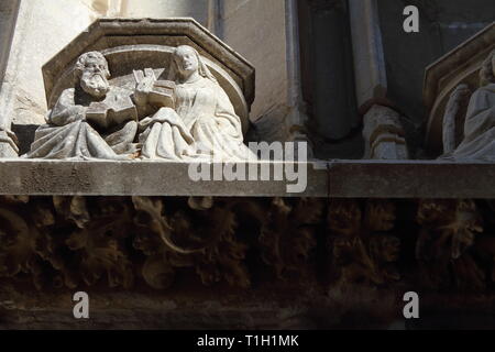 Viste e dettagli della Cattedrale di Girona esterna Foto Stock