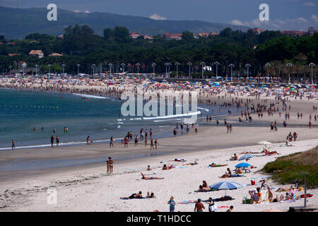 Persone in Playa Samil, Spiaggia di Samil, Vigo, Pontevedra, Galizia, Spagna Foto Stock