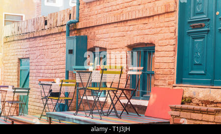 Case colorate nel quartiere di Balat di Fatih, Istanbul. Foto Stock