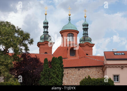 Praga: Chiesa di San Lorenzo sulla collina di Petřín Foto Stock