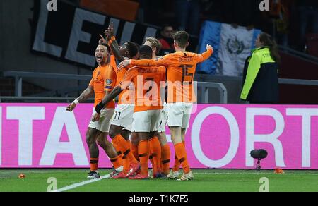 Amsterdam, Niederlande. 25 Mar, 2019. firo: 24.03.2019, Calcio, National Team Germany, UEFA, qualificazioni del Campionato Europeo 2010, Campionato Europeo qualifica 2020, Paesi Bassi, Olanda - GER, Germania 2: 3 giubilo Holland per DEAPAY | Utilizzo di credito in tutto il mondo: dpa/Alamy Live News Foto Stock