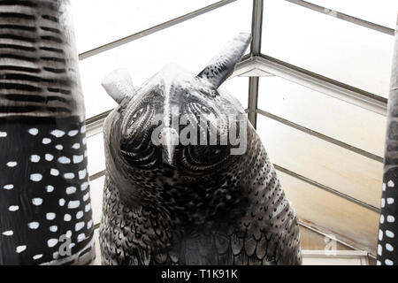 Sheffield, Regno Unito - 27 Marzo 2019: Mausoleo dei giganti presentano da flemma al testimone oculare funziona Foto Stock