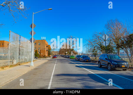 Una strada nel quartiere di Bensonhurst in Brooklyn,Primavera 2019 Foto Stock