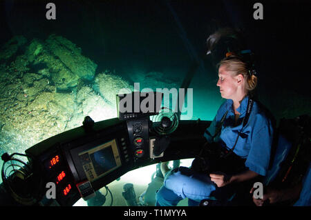 Deep sea adventure, viaggio sub con submarin 'DeepSee', Cocos Island, Costa Rica Foto Stock