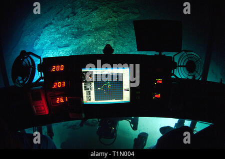 Deep sea adventure, viaggio sub con submarin 'DeepSee', Cocos Island, Costa Rica Foto Stock