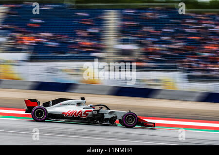 Spielberg/Austria - 06/29/2018 - #8 Romain Grosjean (FRA) nella sua HAAS RVF-18 durante la FP2 al Red Bull Ring in anticipo del 2018 Austrian Grand Prix Foto Stock