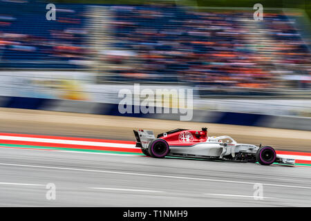 Spielberg/Austria - 06/29/2018 - #9 Marcus Ericsson (SWE) nella sua Alfa Romeo Sauber C37 nel corso del PQ2 al Red Bull Ring in anticipo del 2018 Austrian Gran Foto Stock