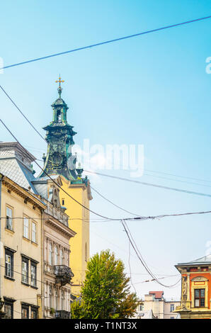Lviv, Ucraina - 1 Settembre 2018: la cattedrale latina. Mattina del centro città Foto Stock