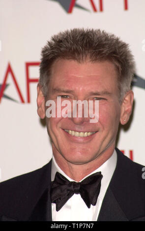 LOS ANGELES, CA. Febbraio 17, 2000: Attore Harrison Ford al American Film Institute Gala dove ha ricevuto l'AFI Lifetime Achievement Award. © Paul Smith / Featureflash Foto Stock