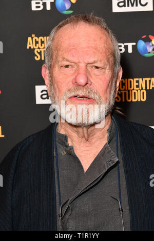 Londra, Regno Unito. 27 mar 2019. Terry Gilliam arriva alla premiere di documentario su British film società di produzione artigianale di film, creato da George Harrison dei Beatles il 27 marzo 2019, Londra, Regno Unito. Credito: Picture Capital/Alamy Live News Foto Stock