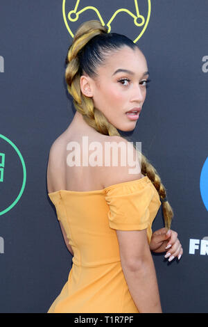 Los Angeles, CA, Stati Uniti d'America. 27 Mar, 2019. LOS ANGELES - MAR 27: NEZZA al 2 ° annuale Vertice Freeform a Goya Studios su Marzo 27, 2019 a Los Angeles, CA Credito: Kay Blake/ZUMA filo/Alamy Live News Foto Stock