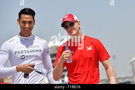 Sakhir, Bahrain. 28 Mar, 2019. 28.03.2019, il Circuito Internazionale del Bahrain, Sakhir, FORMULA 1 GULF AIR BAHRAIN GRAND PRIX 2019, foto di Formula 2 driver Mick Schumacher foto © nordphoto/Bratic | Utilizzo di credito in tutto il mondo: dpa/Alamy Live News Foto Stock