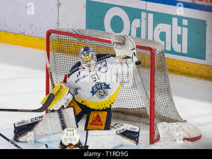 Losanna, Svizzera. 28 marzo, 2019. LNA svizzera di hockey su ghiaccio HC LOSANNA VS EV ZUG - Lausanne Hc Vs RV Zug a Vaudoise Arena, Losanna (Playoff, semi-finale atto II), 28-03-2019. Credito: Eric Dubost/Alamy Live News Foto Stock