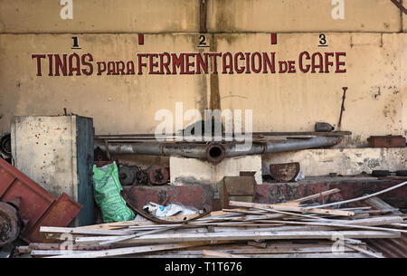 Gli edifici di vecchia costruzione della fabbrica di caffè princesa janca in boquete panama Foto Stock