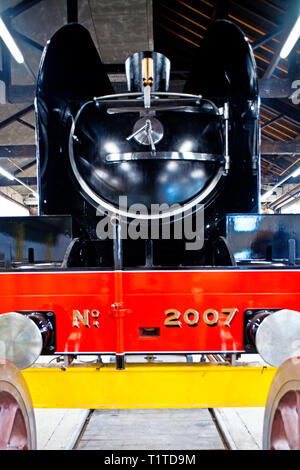 Classe P2 2-8-2 nuova build locomotiva a vapore il Principe di Galles a Hopetown Opere, Darlington, Inghilterra Foto Stock