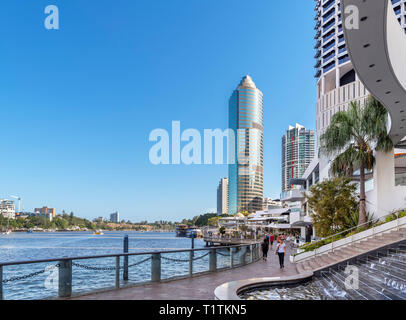 Passeggiata lungofiume nella Riverside Center area di Eagle Street Pier, Fiume Brisbane, Brisbane, Queensland, Australia Foto Stock