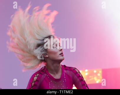 NORRKÖPING 2016-06-30 Zara Larsson sulla Luna scena, Bråvalla festival, giovedì, appena al di fuori di Norrköping. Foto Jeppe Gustafsson Foto Stock