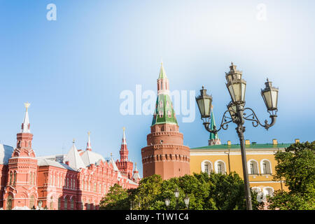 Mosca, Russia - Settembre 23.09.2017: il Cremlino di Mosca nel giorno di estate centro della città Foto Stock