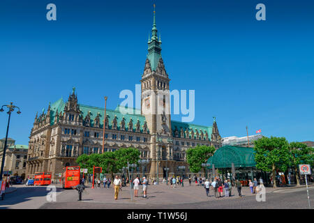 Il Rathaus, Rathausmarkt, Amburgo, Deutschland Foto Stock