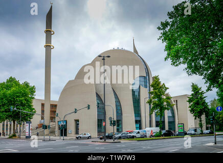 DITIB-Zentralmoschee, Venloer Strasse, Koeln, Nordrhein-Westfalen, Deutschland Foto Stock