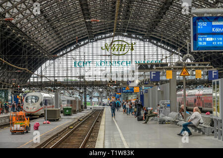 Ghiaccio, Hauptbahnhof, Koeln, Nordrhein-Westfalen, Deutschland Foto Stock