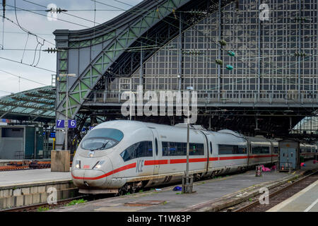 Ghiaccio, Hauptbahnhof, Koeln, Nordrhein-Westfalen, Deutschland Foto Stock