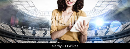 Immagine composita del ritratto di donna con tavoletta digitale Foto Stock