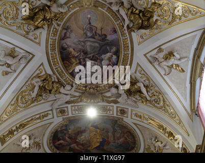 Assisi Umbria Italia - Italia. Cattedrale di San Rufino interni. Allegoria della fede da Giacomo Giorgetti volta della Cappella del Beato Sacr Foto Stock