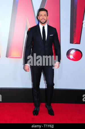 LOS ANGELES, CA - MARZO 28: Attore Zachary Levi assiste la Premiere Mondiale della Warner Bros Foto e New Line Cinema "hazam!" il 28 marzo 2019 a TCL Chinese Theatre di Los Angeles, California. Foto di Barry re/Alamy Live News Foto Stock