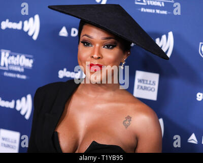 Beverly Hills, Stati Uniti. 28 Mar, 2019. BEVERLY HILLS, Los Angeles, California, Stati Uniti d'America - 28 Marzo: Amiyah Scott arriva al trentesimo annuale di GLAAD Media Awards che si è tenuto presso il Beverly Hilton Hotel il 28 marzo 2019 a Beverly Hills Los Angeles, California, Stati Uniti. (Foto di Xavier COLLIN/Image Press Agency) Credito: Image Press Agency/Alamy Live News Foto Stock