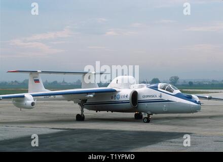 Myasishchev M-55, ex militare sovietico spy aereo, dal 1992 impiegato dal comitato scientifico Consorzio Europeo Geophysica atmosfera per ricerche sulla fascia di ozono stratosferico, stratosfera-troposfera interazione e le sue ripercussioni sul riscaldamento globale Foto Stock