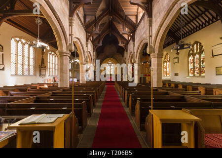 Santa Maria la Vergine Chiesa Overton su Dee Galles del Nord home del Overton yew alberi una delle sette meraviglie del Galles Foto Stock