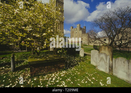 Rochester Castle & cattedrale, Medway, Kent, England, Regno Unito Foto Stock