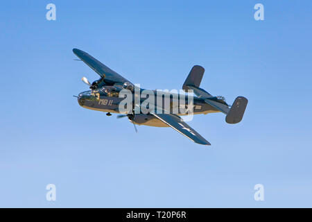 Un WW2 USNavy PBJ-1 (B25 Mitchell) bombardiere a Tucson Air Show in Arizona Foto Stock