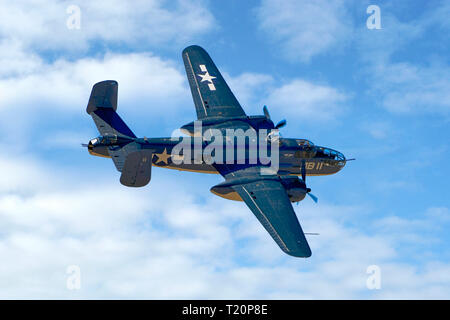 Un WW2 USNavy PBJ-1 (B25 Mitchell) bombardiere a Tucson Air Show in Arizona Foto Stock